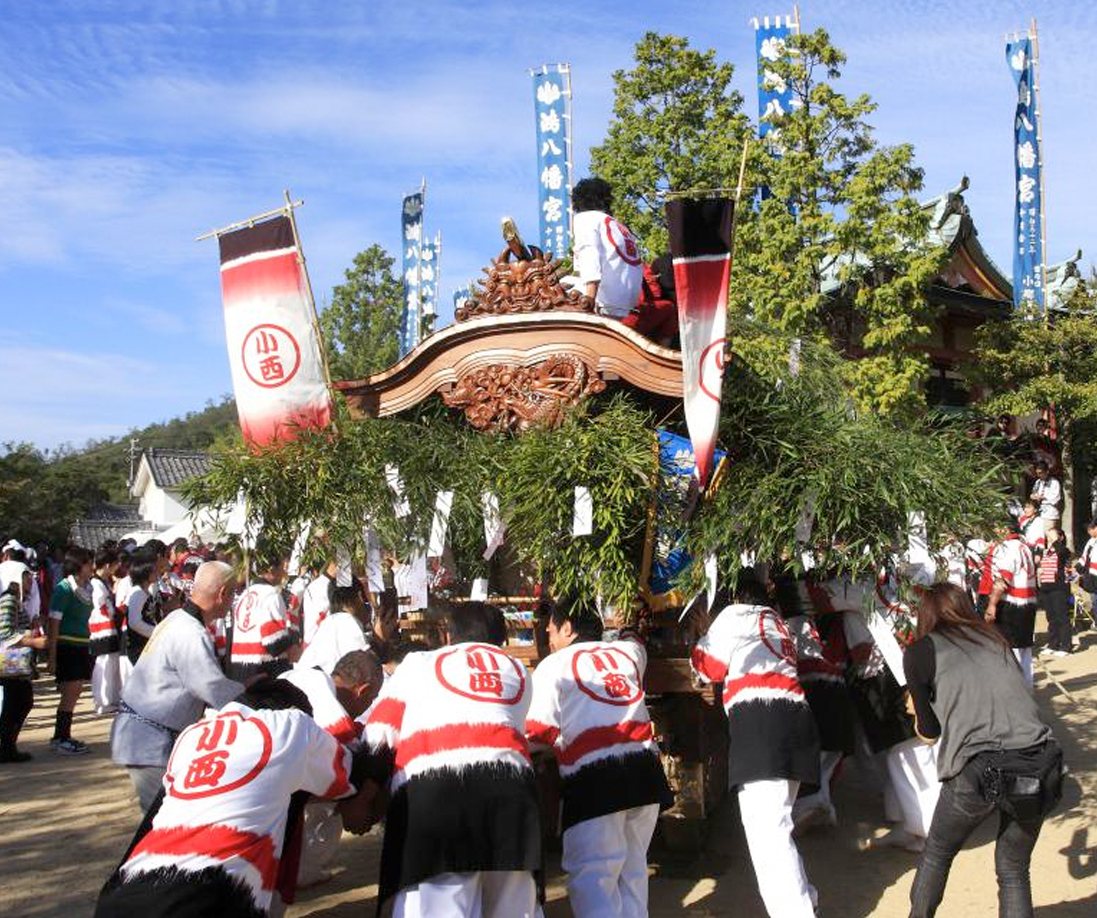 鴻八幡宮祭ばやし保存会 (無形民俗文化財　伝統芸能)